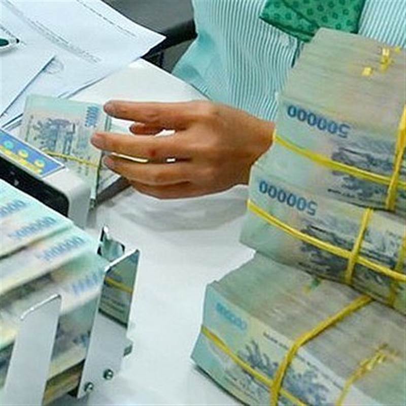 Lãi suất tiết kiệm ngày 23/5: Có thêm ngân hàng điều chỉnh lãi suất huy động