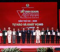 HVN: Vietnam Airlines được vinh danh tại Vinh quang Việt Nam 2025