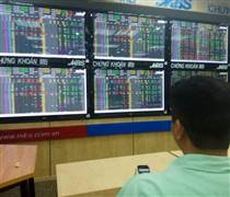 VN-Index vượt đỉnh ba năm, giữ đà tăng giữa kỳ vọng kết quả kinh doanh quý II