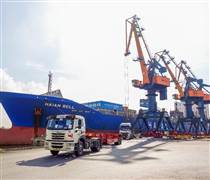 Công ty sở hữu đội tàu container lớn nhất Việt Nam mở tuyến tới Cảng Liên Vân – Trung Quốc