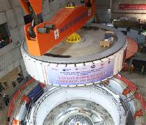 Hạ đặt thành công rotor tổ máy số 1 của công trình thủy điện mở rộng lớn nhất Việt Nam hiện nay