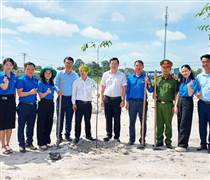 MH3: Thực hiện công trình chào mừng Đại hội Đảng