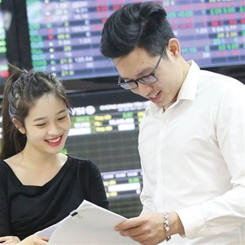 Cẩn trọng áp lực chốt lời ngắn hạn, duy trì mục tiêu VN- Index đạt 1.500 điểm cuối năm