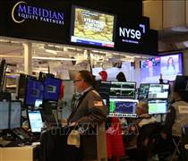 Nasdaq lập kỷ lục mới