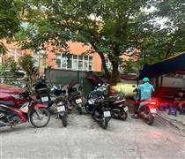 Xe điện thay xe xăng: Người dân ủng hộ nhưng vẫn chờ hạ tầng