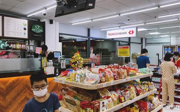 Mô hình kết hợp với Vinmart+ và Phúc Long sẽ giúp Techcomban