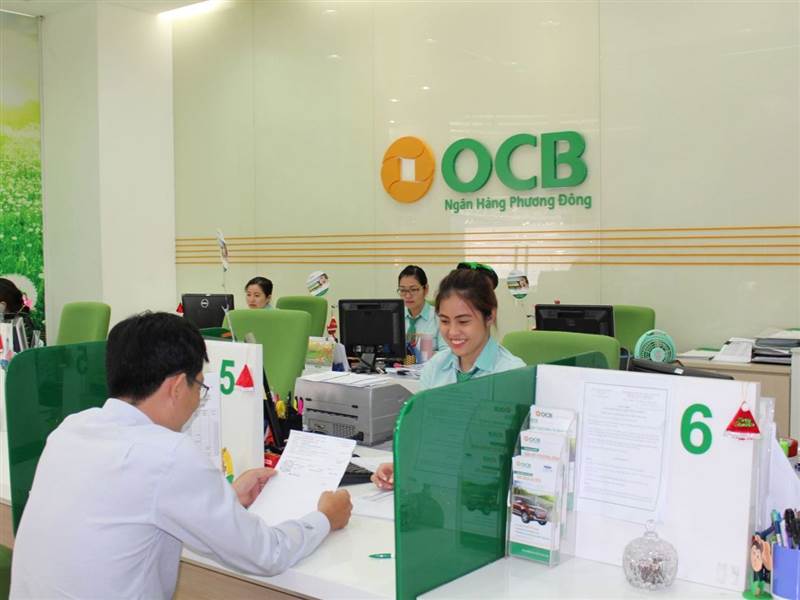 Cổ phiếu ngân hàng có thị giá nhỏ "đua" trước thềm tăng vốn