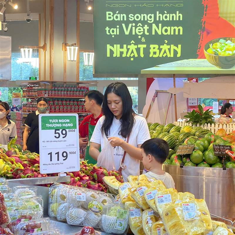 [Infographic] 7 tháng, tổng mức bán lẻ hàng hóa và doanh thu dịch vụ tiêu dùng tăng 9,3%
