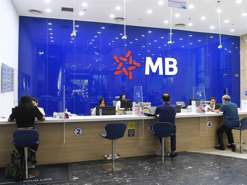 MBB: Tăng trưởng bứt phá nửa đầu năm 2025: Củng cố vị thế Big5 và dẫn ...