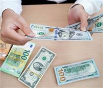 Tỷ giá USD hôm nay (23-8): Đồng USD giảm mạnh