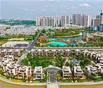 Dòng tiền trở xấu, nợ vay của loạt DN bất động sản tăng mạnh