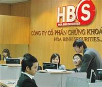 Chứng khoán Hòa Bình (HBS) có tân Chủ tịch HĐQT là bà Trần Mỹ Linh, đồng thời là Tổng giám đốc Vimedimex (VMD)