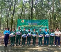DPR: Cao su Đồng Phú trao thưởng thi đua hoàn thành sản lượng khai thác và chế biến giai đoạn 1