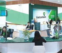 Gửi 300 triệu Vietcombank, sau 1 năm nhận lãi bao nhiêu?