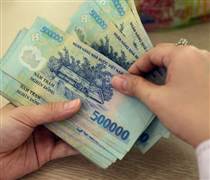 Chuyển tiền từ 500 triệu đồng trở lên sẽ phải báo cáo