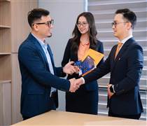 Doanh nghiệp tìm thấy nhiều giải pháp chi phí với thẻ tín dụng SHB