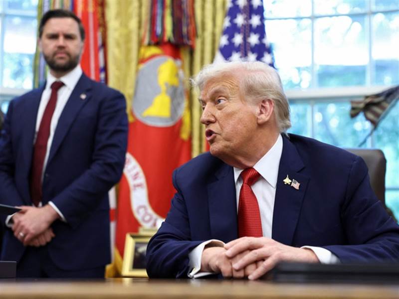 NÓNG!!! Ngài Donald Trump áp thuế 30% với đồ nội thất, 100% với dược phẩm có thương hiệu