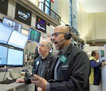 Dow Jones lập đỉnh lịch sử