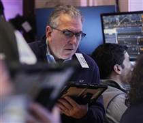 Thật quá vi diệu! Chứng khoán Mỹ thăng hoa lập kỷ lục mới