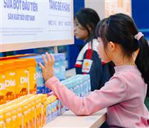 VNM: Nhiều sản phẩm mới, đột phá của Vinamilk phục vụ người tiêu dùng tại Hội chợ Mùa Thu 2025