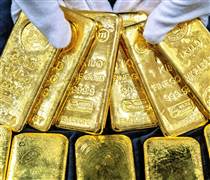 Đồng USD mạnh lên kéo giá vàng châu Á đi xuống