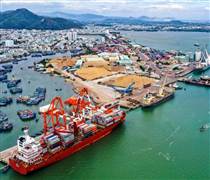 Các 'đầu tàu' cảng biển Nam Trung Bộ cùng duy trì đà tăng trưởng
