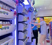 Doanh nghiệp bán lẻ ‘lên hương’