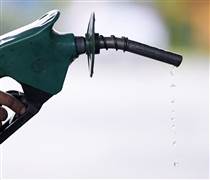 Nguy cơ dư cung khiến giá dầu thế giới ghi nhận tuần giảm thứ hai liên tiếp