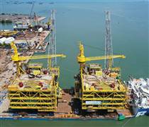 PVS: Hưởng lợi nhiều phía