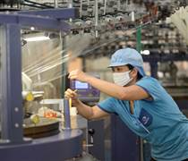 Chiến lược mới giúp dệt may Việt Nam vượt thách thức rủi ro và thị trường