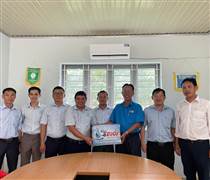 Lãnh đạo Cao su Phước Hòa thăm và làm việc tại Công ty VRG Phước Hòa Kampong Thom