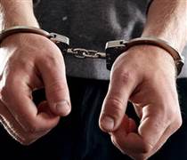 Tổng Giám đốc và Phó Tổng Giám đốc một công ty trên sàn chứng khoán bị khởi tố. bắt tạm giam