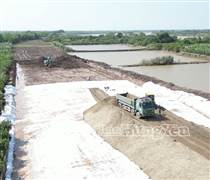 Tuyến đường hoành tráng ở Hưng Yên dọc sông Hồng, đã giải ngân hơn 1.100 tỷ, lượng cát đắp nền khoảng 1,8 triệu m³