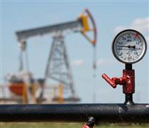 Giá xăng dầu hôm nay (15-11): Tăng vọt