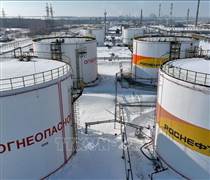 'Vàng đen' khép lại tuần tăng giá do lo ngại nguồn cung từ Nga