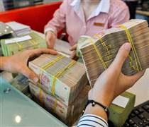 Ngày 19/11, thêm một ngân hàng tăng kịch trần lãi suất tiết kiệm dưới 6 tháng