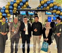 Chuyến bay thẳng đầu tiên của Vietnam Airlines cất cánh nối Jakarta - Hà Nội