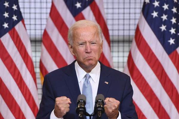 Biến chủng Delta vùi dập lời hứa của ông Biden