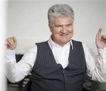 Cá mập “hô” VN-Index lên 3.200 điểm vừa chi 40 tỷ gom cùng lúc hai mã cổ phiếu