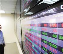 Chứng khoán nghịch lý 'lãi chỉ số, lỗ tài khoản'