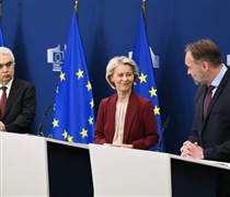 Liên minh châu Âu giữa trăm bề toan tính