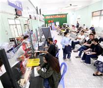 Số hồ sơ đề nghị hưởng trợ cấp thất nghiệp tại TP.HCM giảm hơn 14%