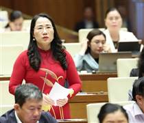 Hàng giả thực phẩm, mỹ phẩm lan rộng vì có sự tiếp tay của cán bộ