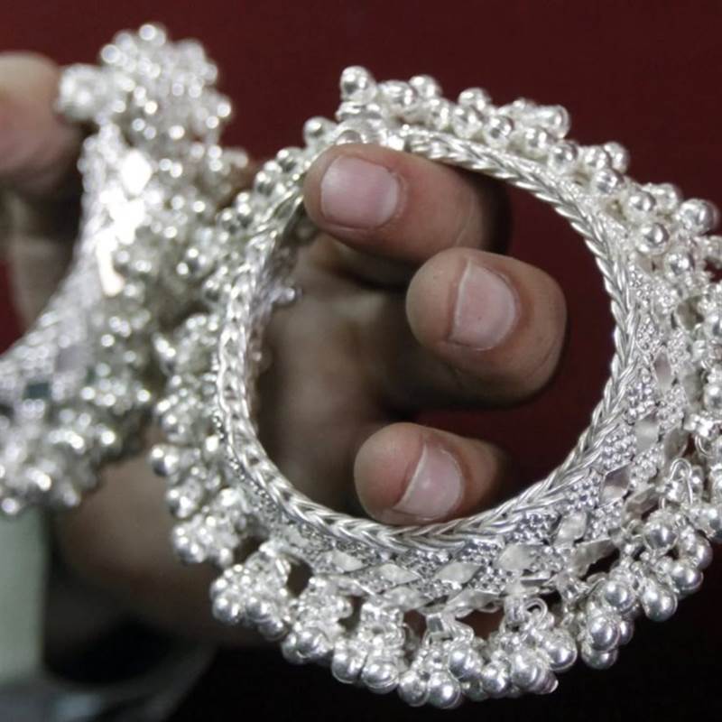 Một tài sản giá tăng 102%, bỏ xa vàng, dự kiến chưa dừng đà tăng: Gây sốt từ giới đầu tư đến nhà sản xuất