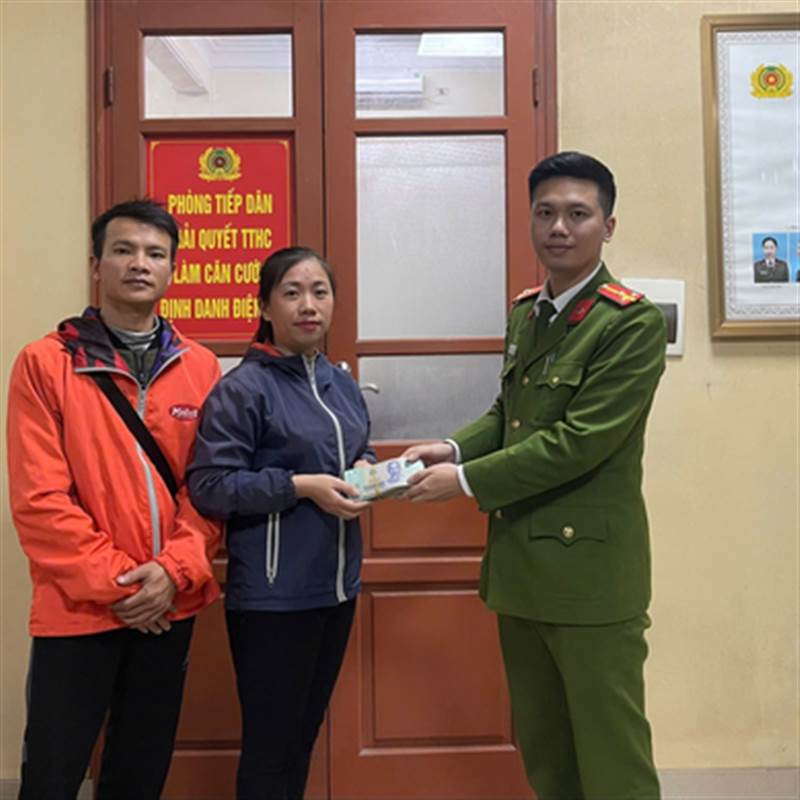 Bất ngờ được ngân hàng VietinBank thông báo tài khoản tăng 150 triệu đồng