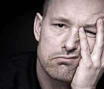 Phiên 12/12: Khối ngoại tiếp đà bán ròng hơn 500 tỷ đồng, cổ phiếu nào bị "xả" mạnh nhất?