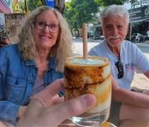 Món cà phê Việt được thế giới liên tục gọi tên, khách Tây lần nào thử cũng “sốc”