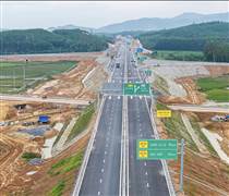 Cao tốc Quảng Ngãi - Hoài Nhơn vượt núi, xuyên đèo, về đích trước tiến độ