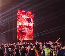 YEG: Cú bắt tay lịch sử - Tập đoàn lớn thứ 2 ngành âm nhạc toàn cầu tuyên bố rót vốn vào hệ sinh thái Yeah1