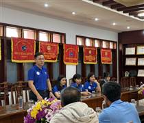 QNP: Đoàn thanh niên Cảng Quy Nhơn trao quà hỗ trợ cho con CBVNV bị thiệt hại nặng do mưa lũ